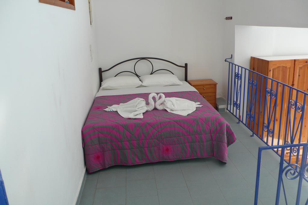Stefanos Garden Apartamento Arménoi Quarto foto